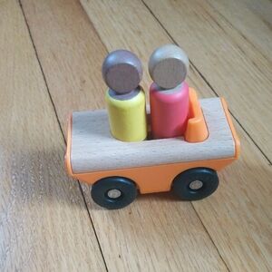 LOVEVERY Two- Seater Speedster with two peg people